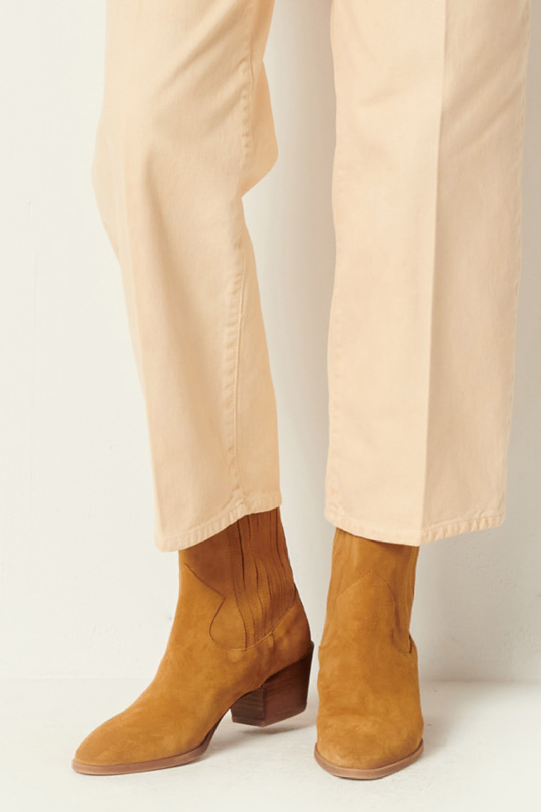 SESSUN Mod. WAYNE HONEY SUEDE SESSUN Mod. WAYNE HONEY SUEDE