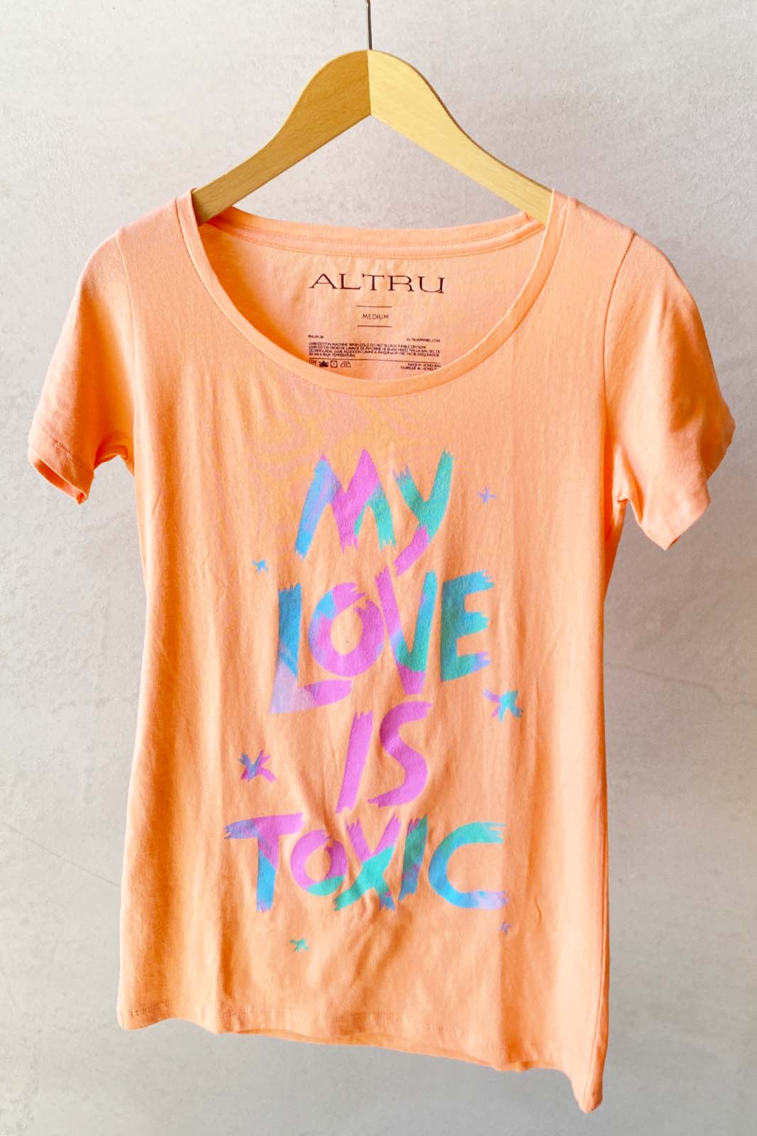 T Shirt Mod. MY LOVE IS TOXIC SALMON